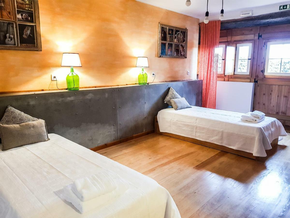 Pensjonat Casa Do Platano Cinco Ribeiras Zewnętrze zdjęcie